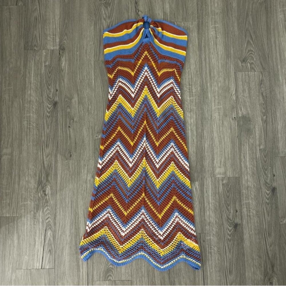 Brown and blue zig zag knit halter dress with tie back #boho #festivalvibes